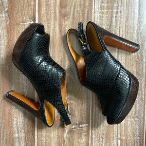 Coach Peep Toe Slingback Platform Heels | Black Leather w Snake Print Design